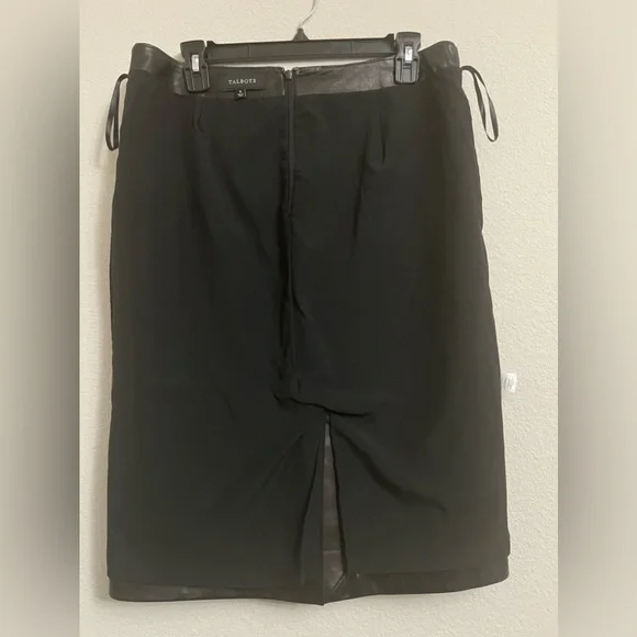 TALBOTS Black Luxe Genuine Leather Pencil Skirt Size 8 EUC (Worn Once) - Picture 7 of 9